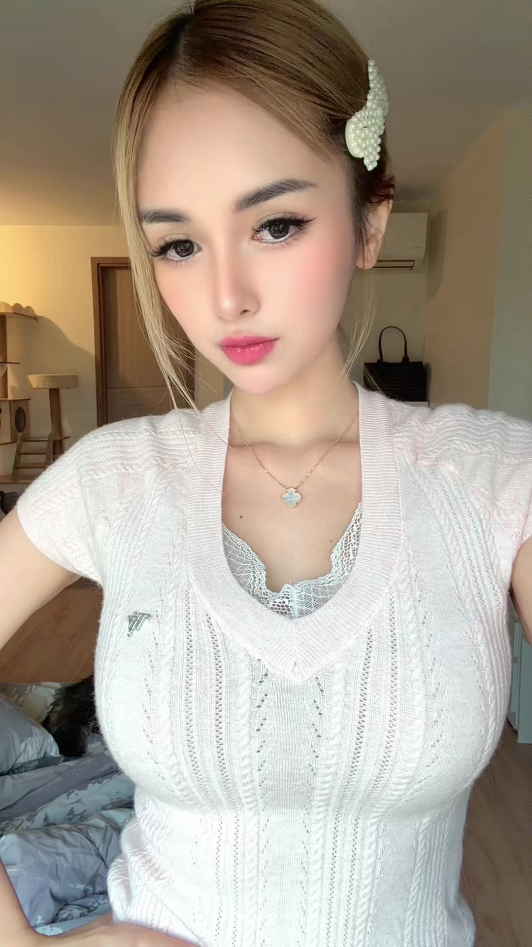 @Z