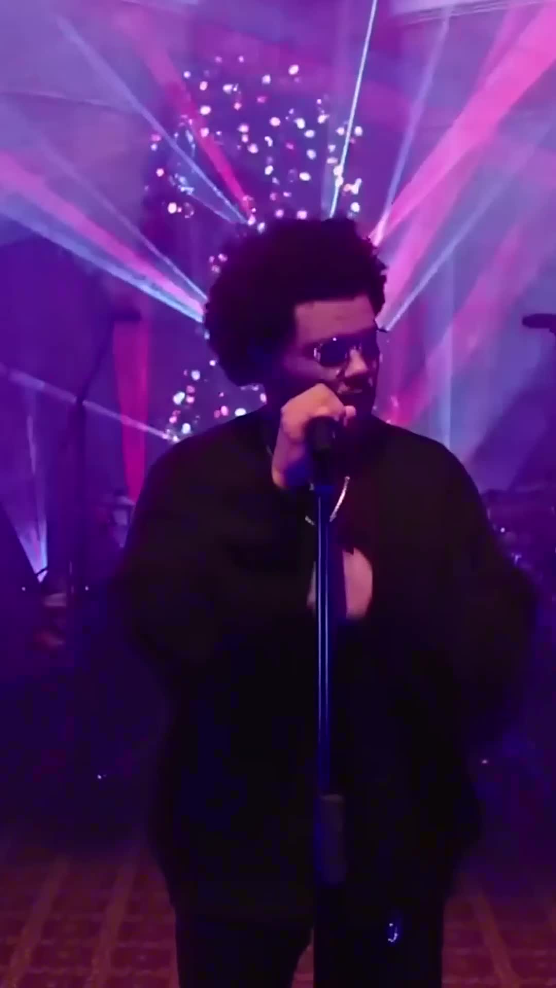 @WeekndWorld