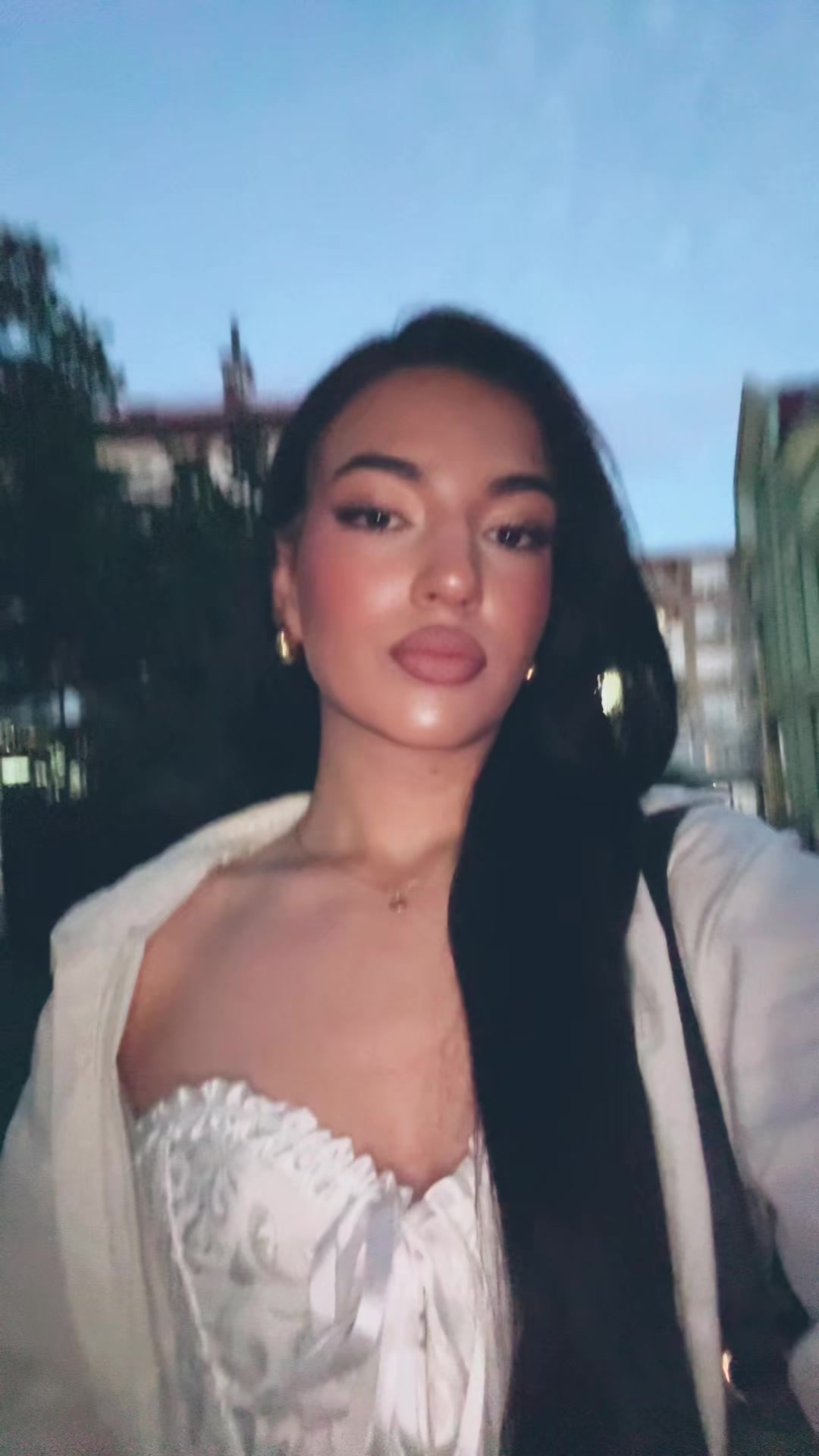 @LaraBarisic