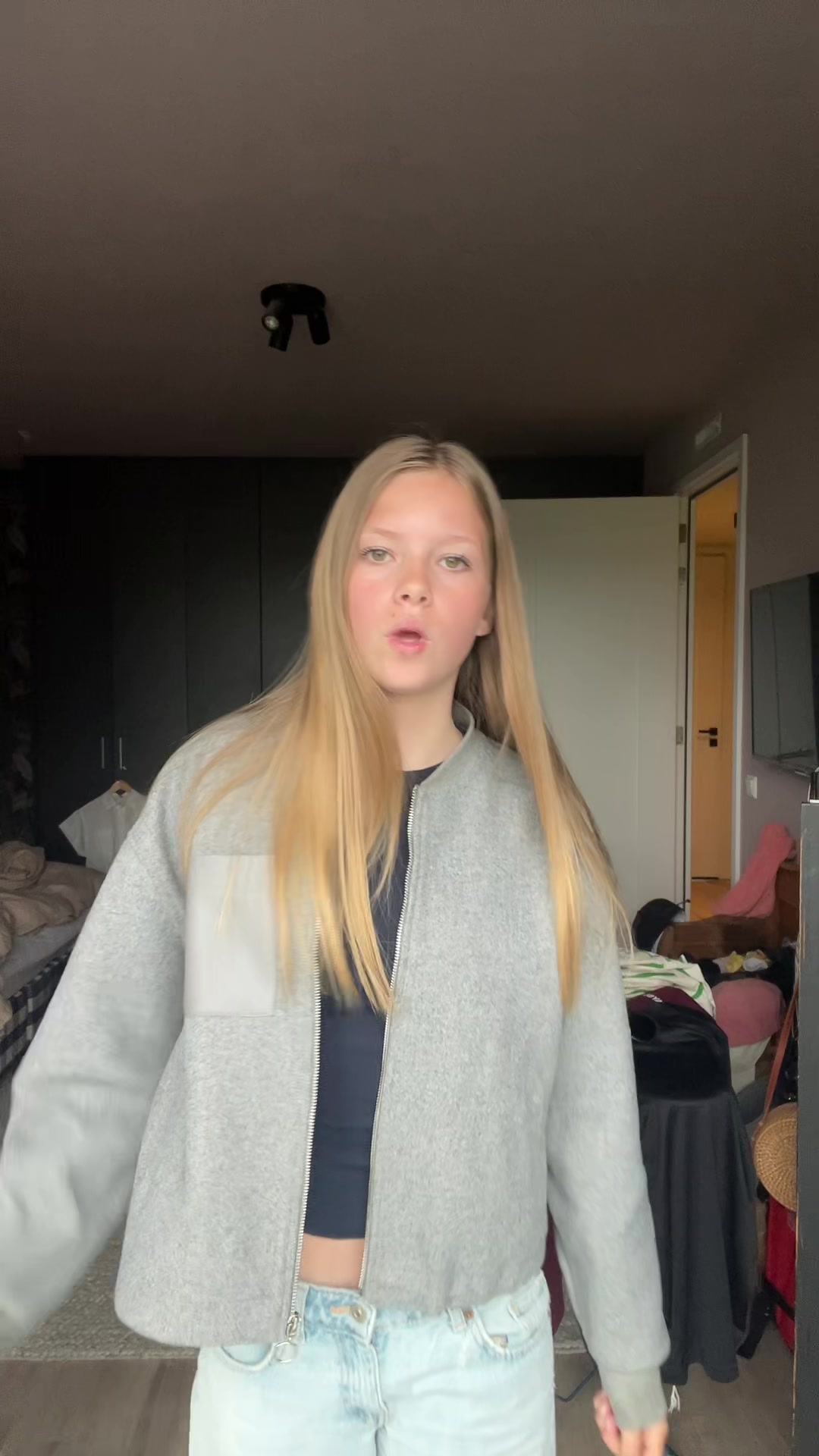@Zusje_075
