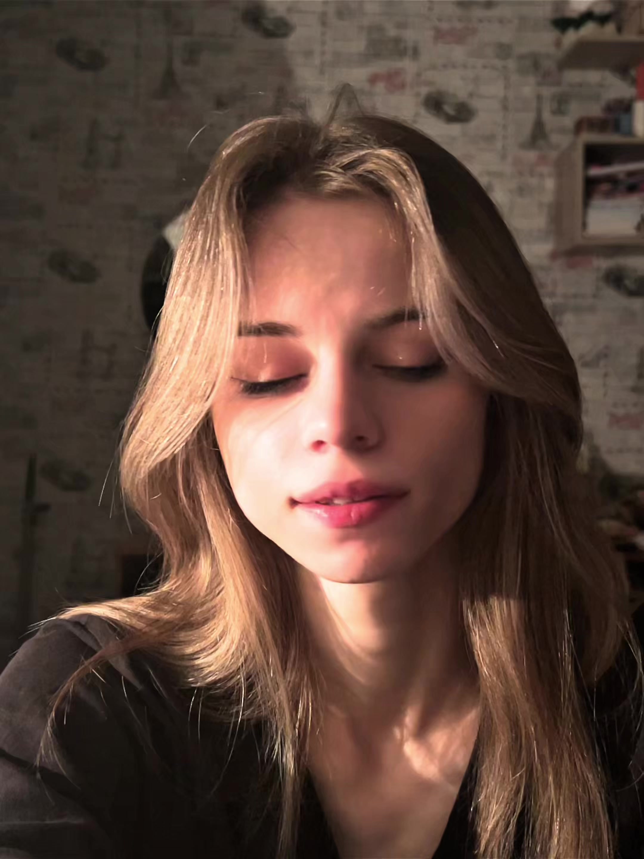 @Daria🌙