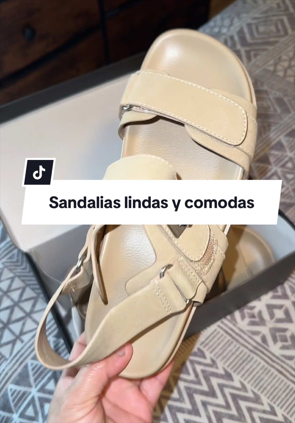 @𝓐𝓫𝓫𝔂 𝓶𝓸𝓻𝓪𝓭𝓮𝓵👗🛍️