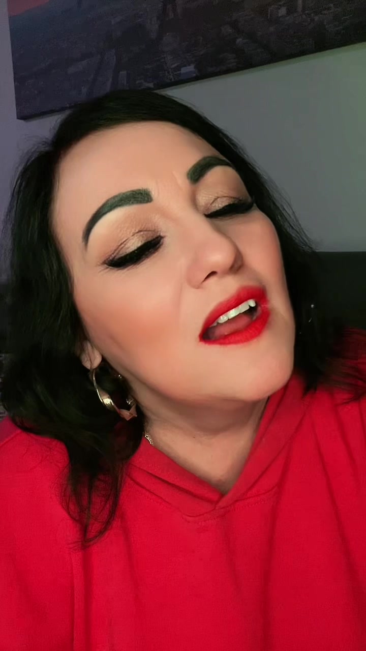 @Alegrialatina23🇨🇺🇩🇪