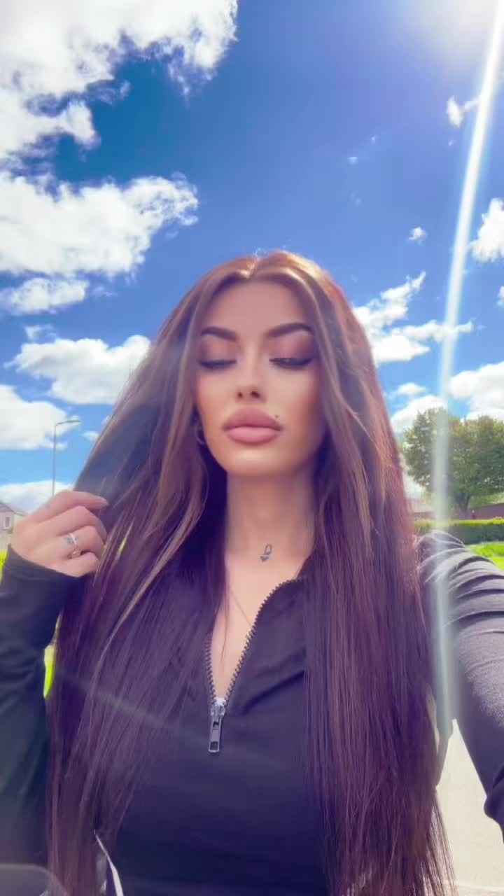 @Issra
