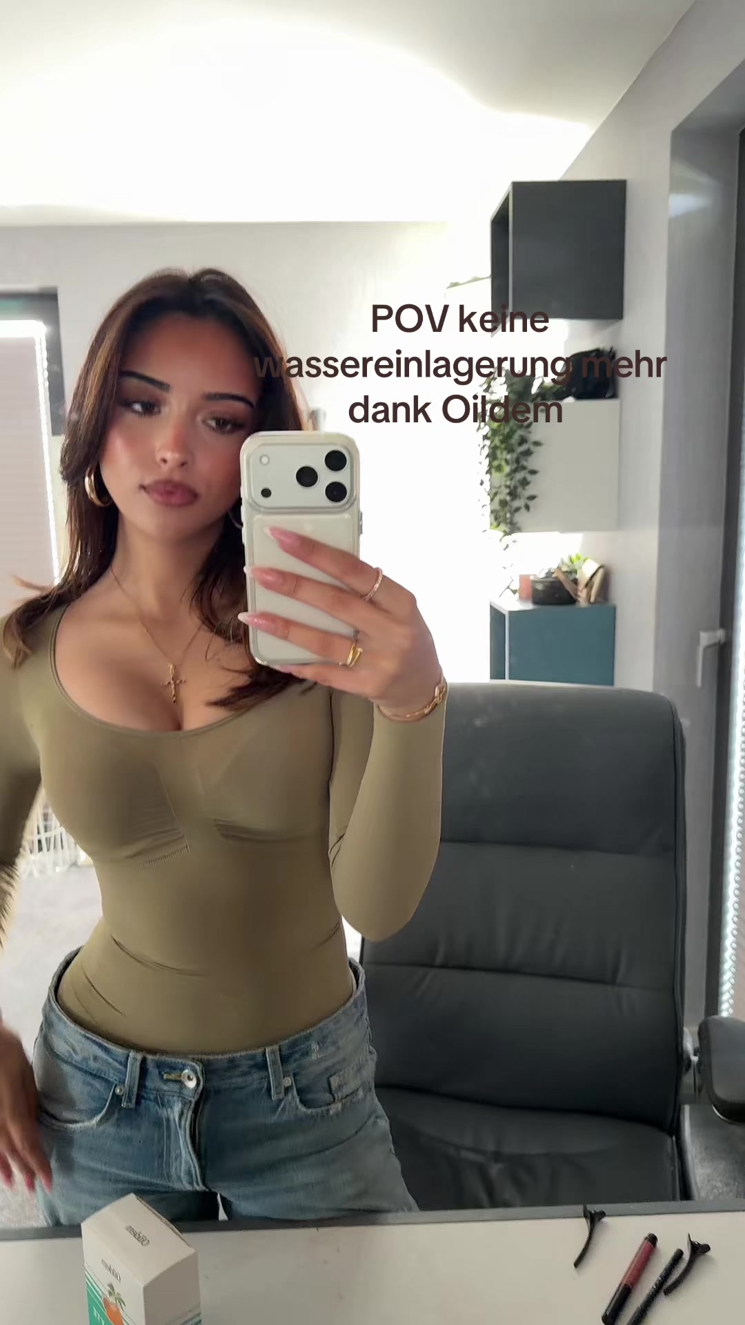 @emiliacmzzzn