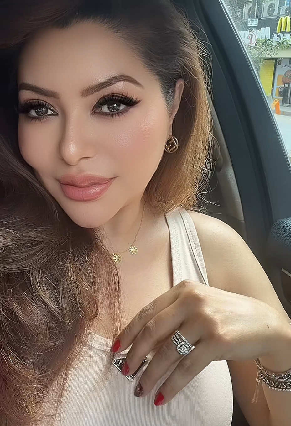 @Laila Khan