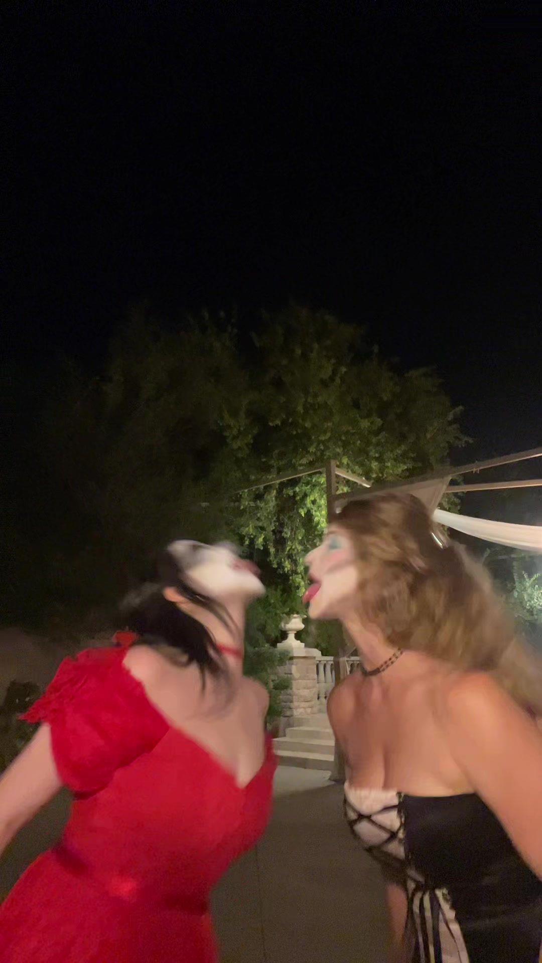 @Watswitthesehomiesdisinmy🧍&zwj;♀️