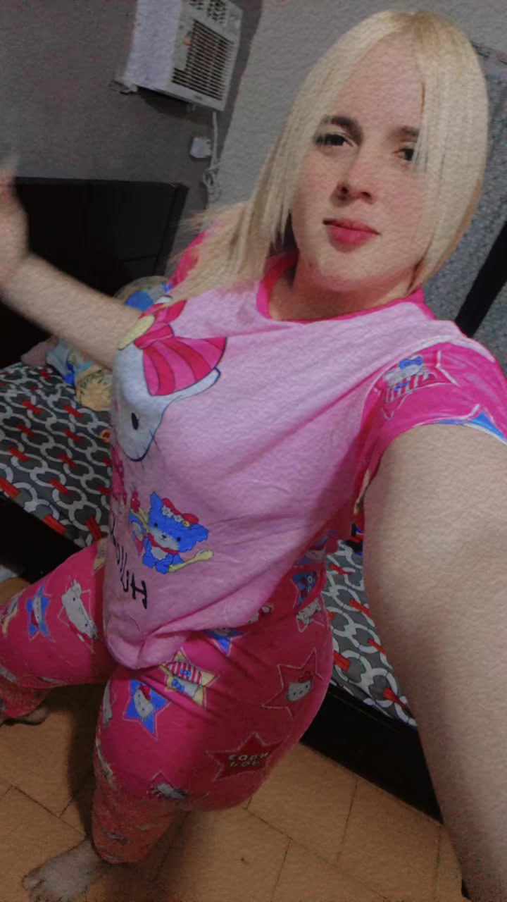 @Mar&iacute;a Valbuena🍒