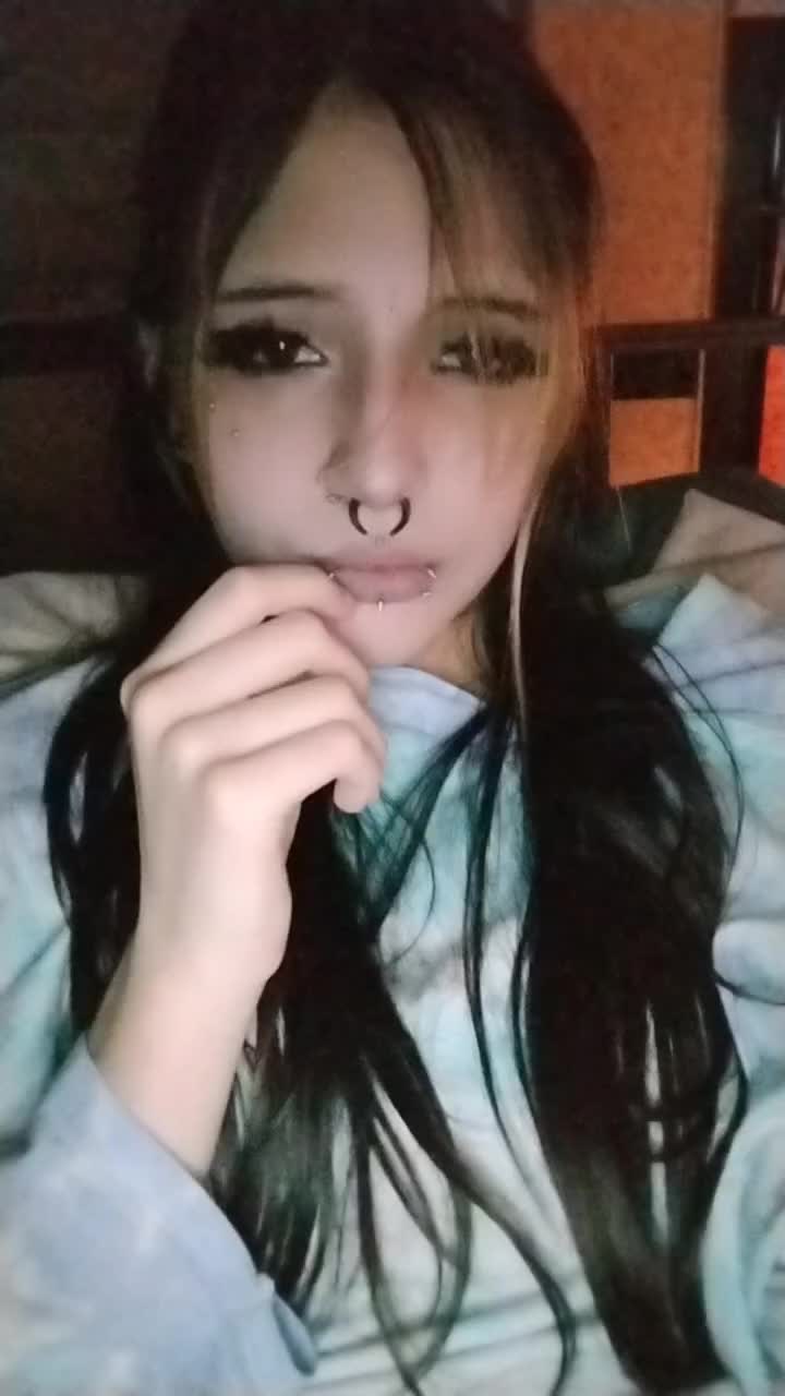 @⦮ ⦯