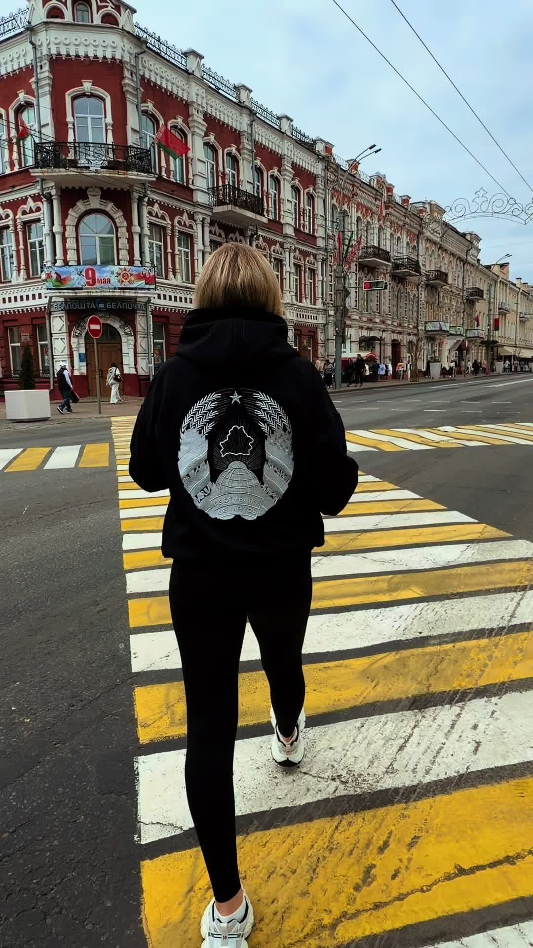 @Vikusya
