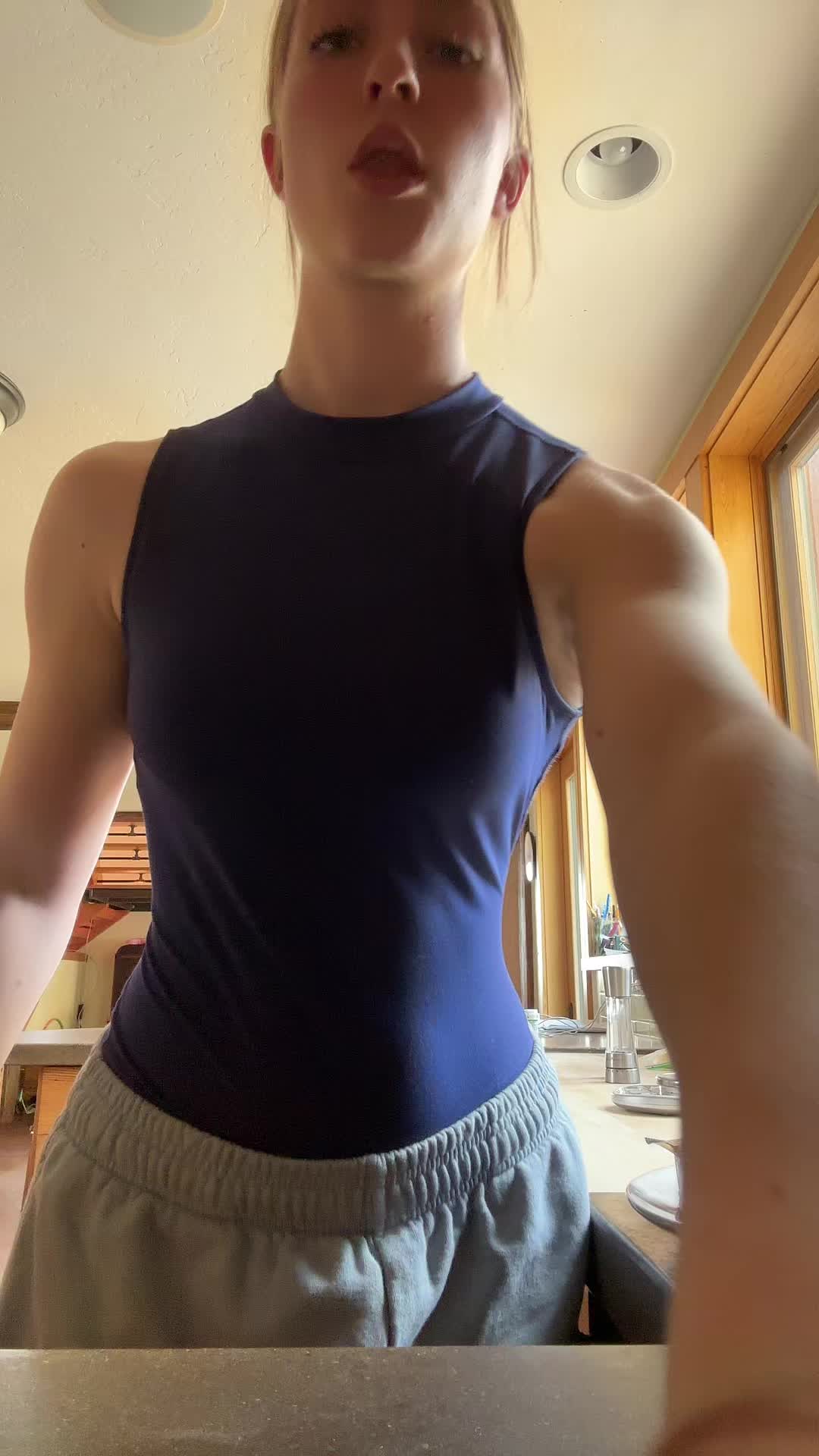 @LuciaLifts