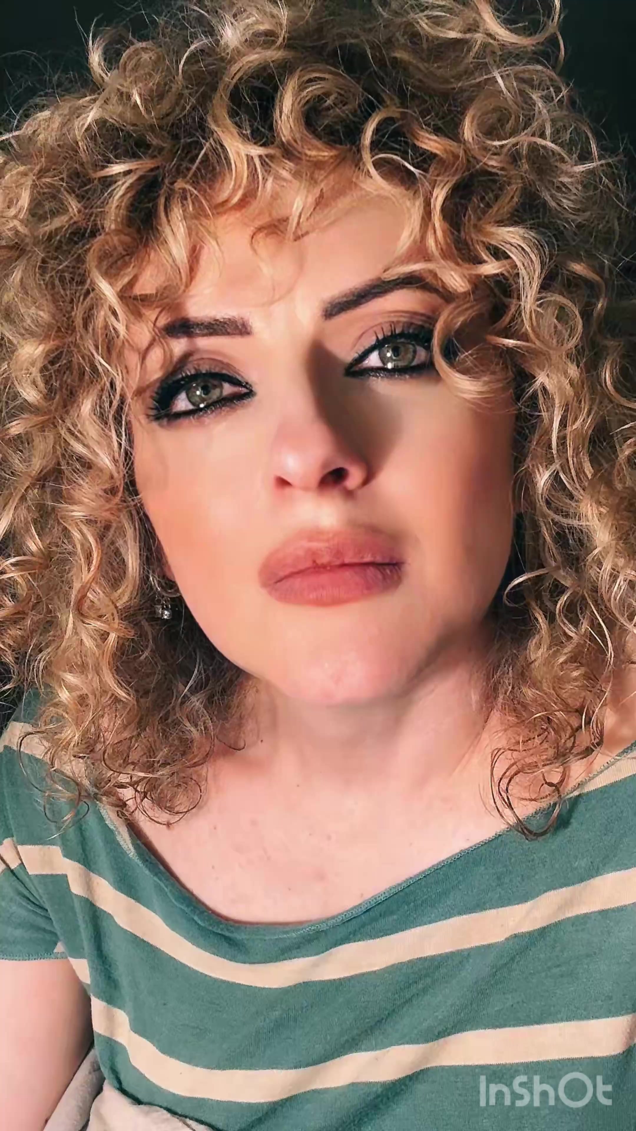 @_Sofia_