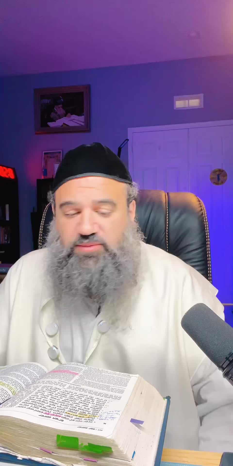 @Rabbi Reuven