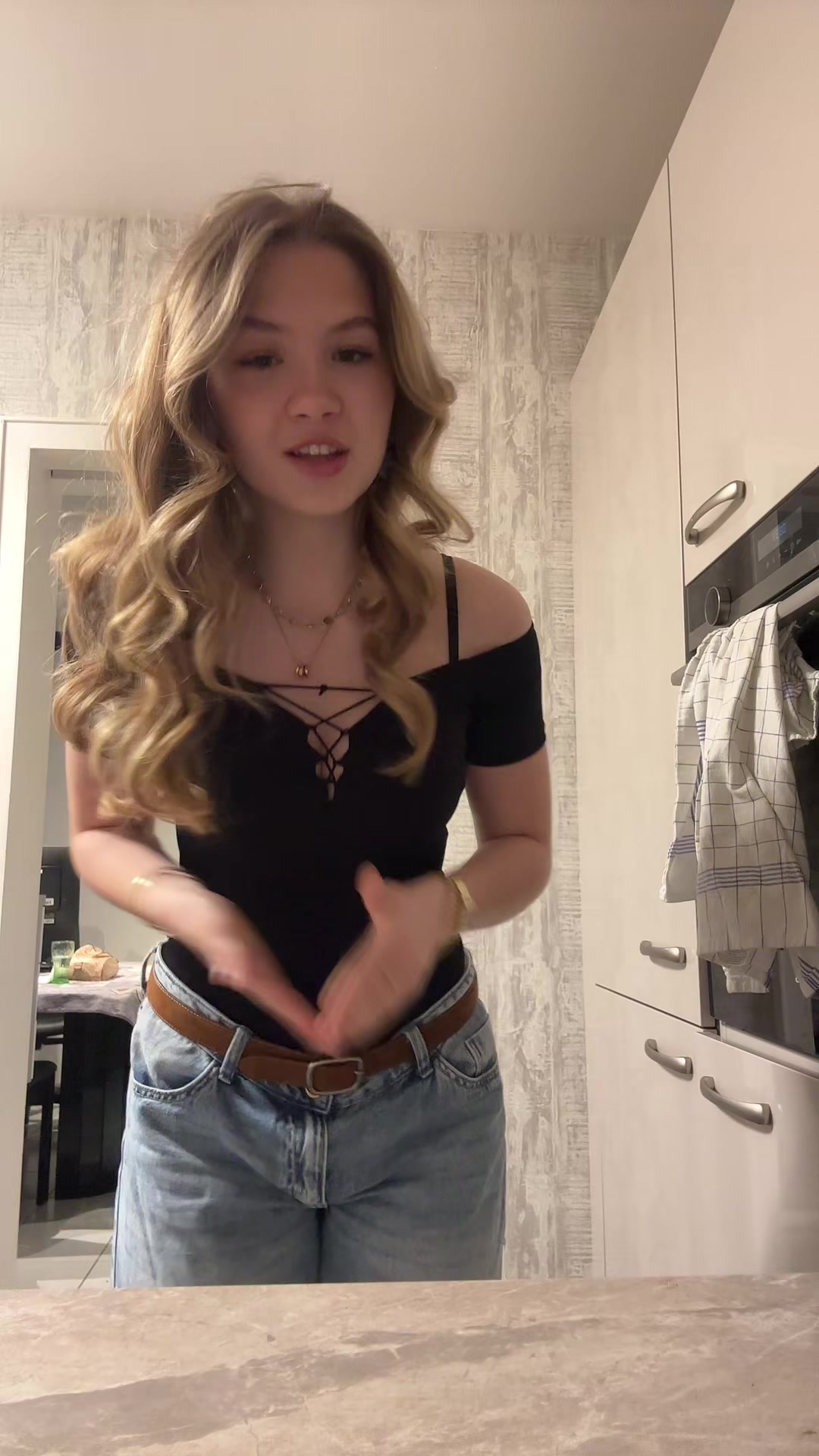 @lara_hrs