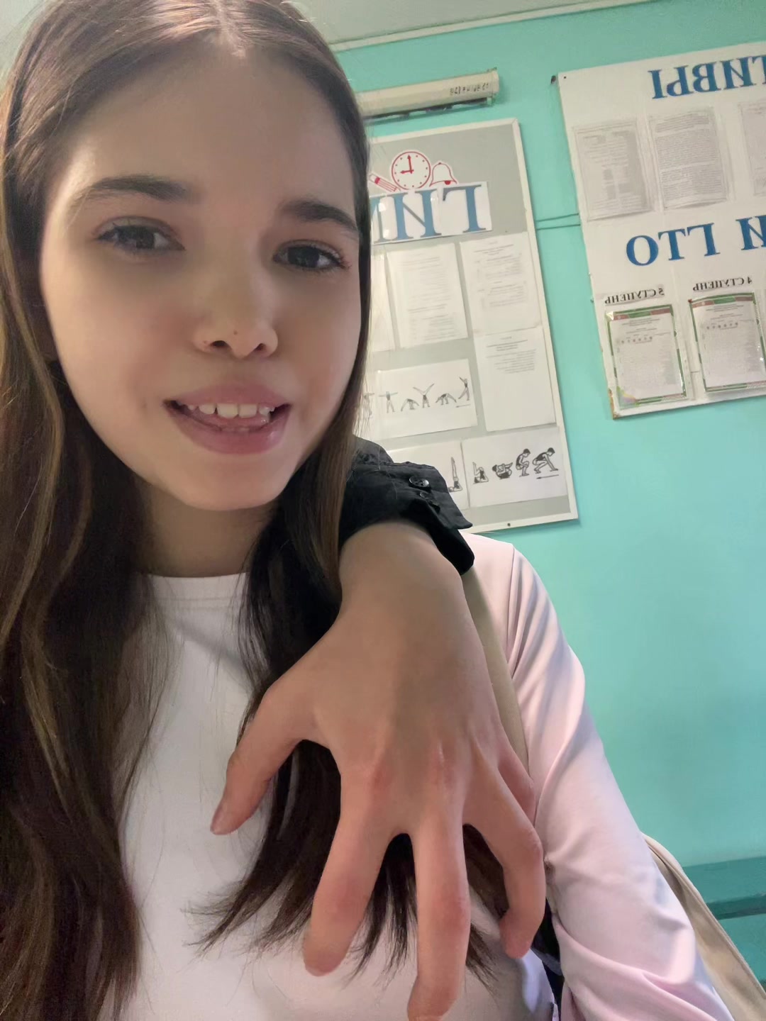 @Dashaagkl