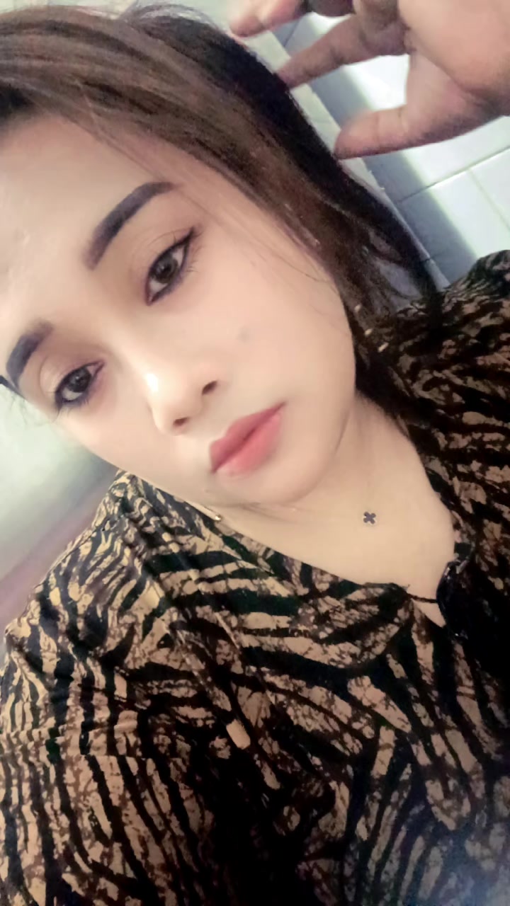 @Nayashoop