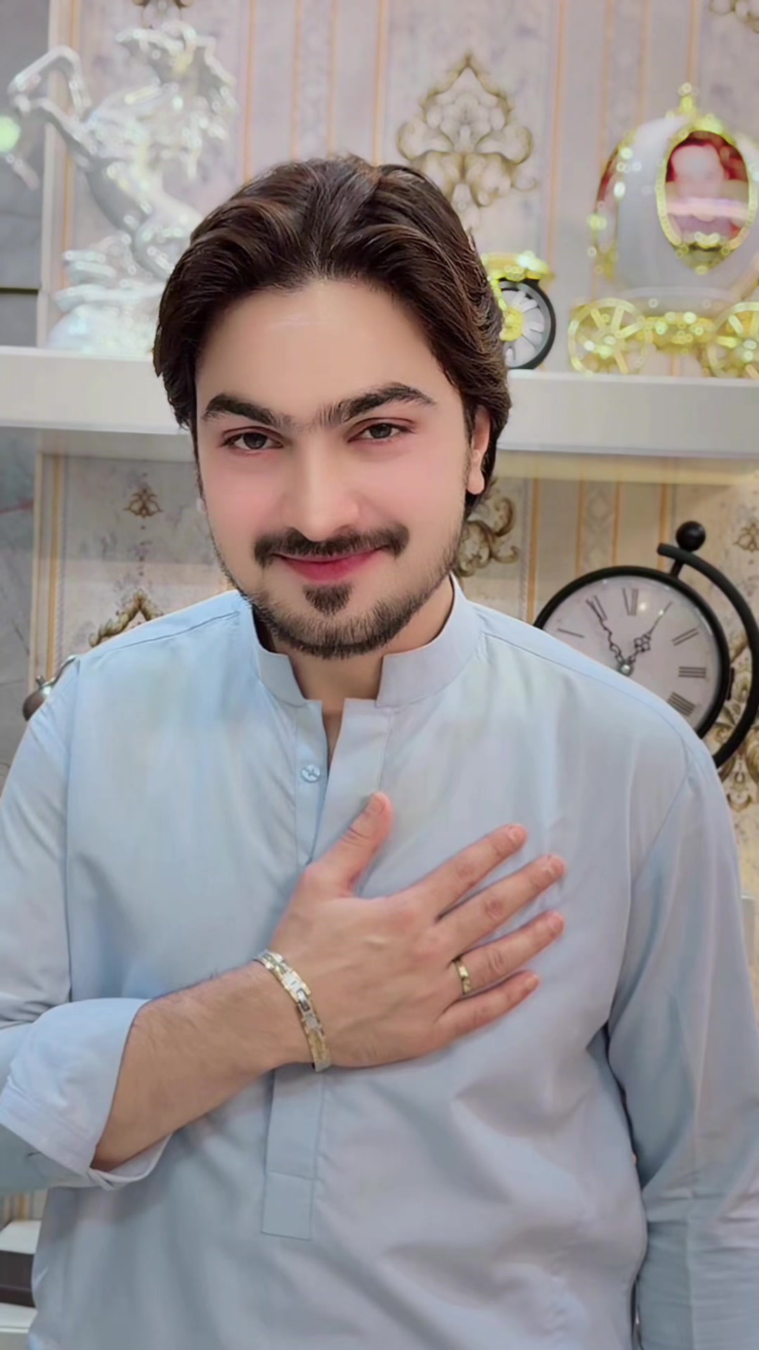 @Lala bhai 👑