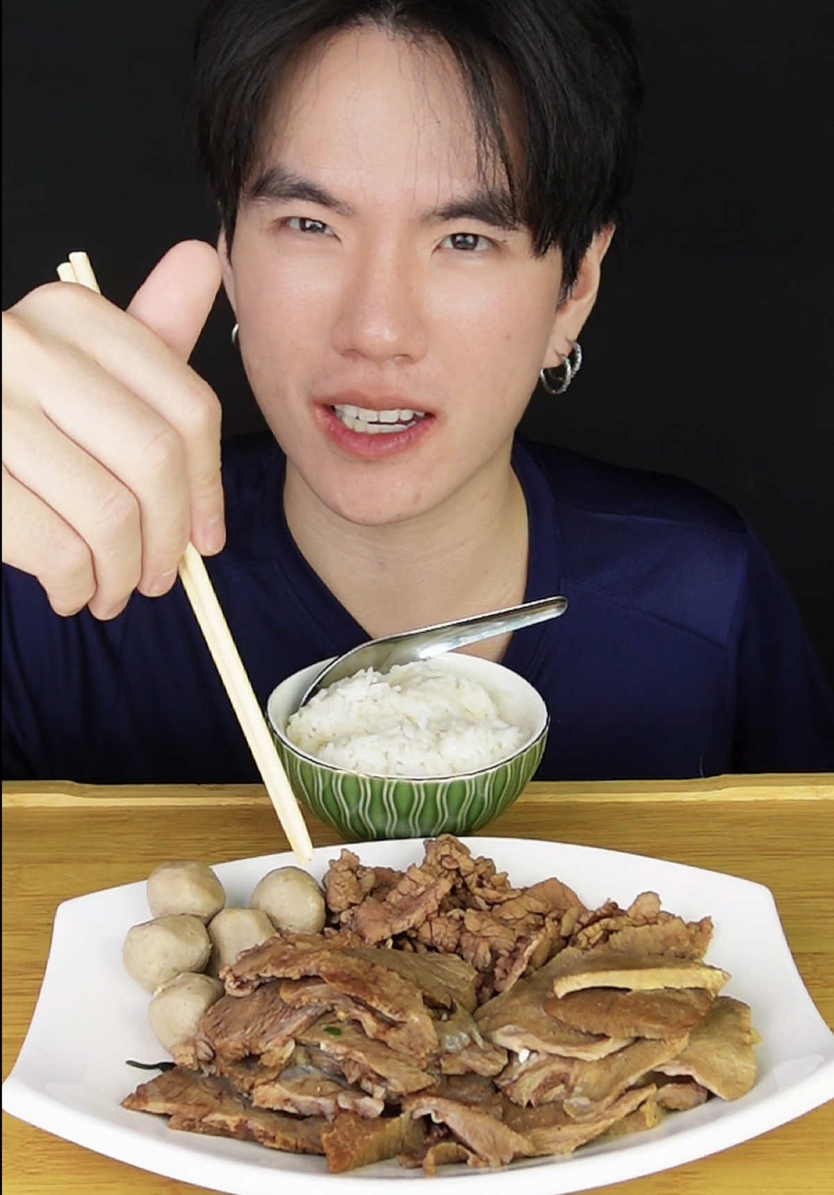 @Jimmy หิวอีกแล้ว