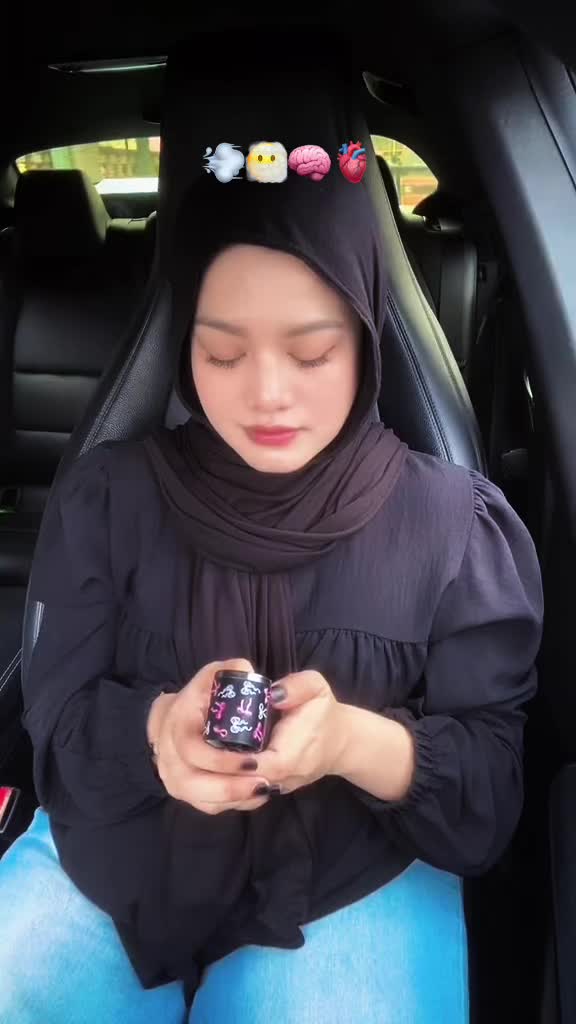 @MARLINA🥀