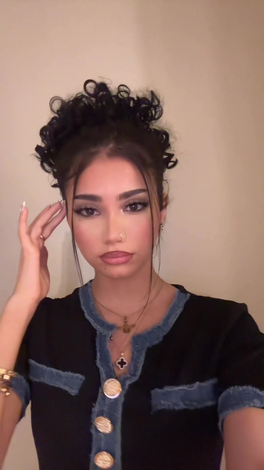 @𝐍𝐢𝐮𝐬𝐡𝐚