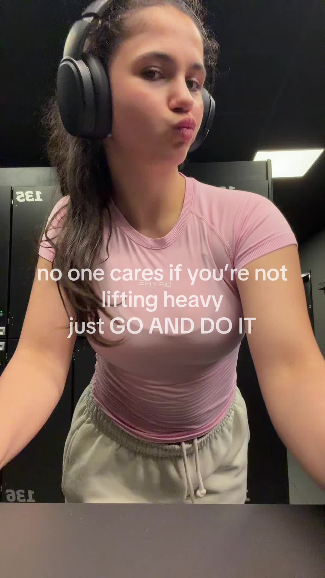 @𝙖𝙢𝙚𝙡𝙞