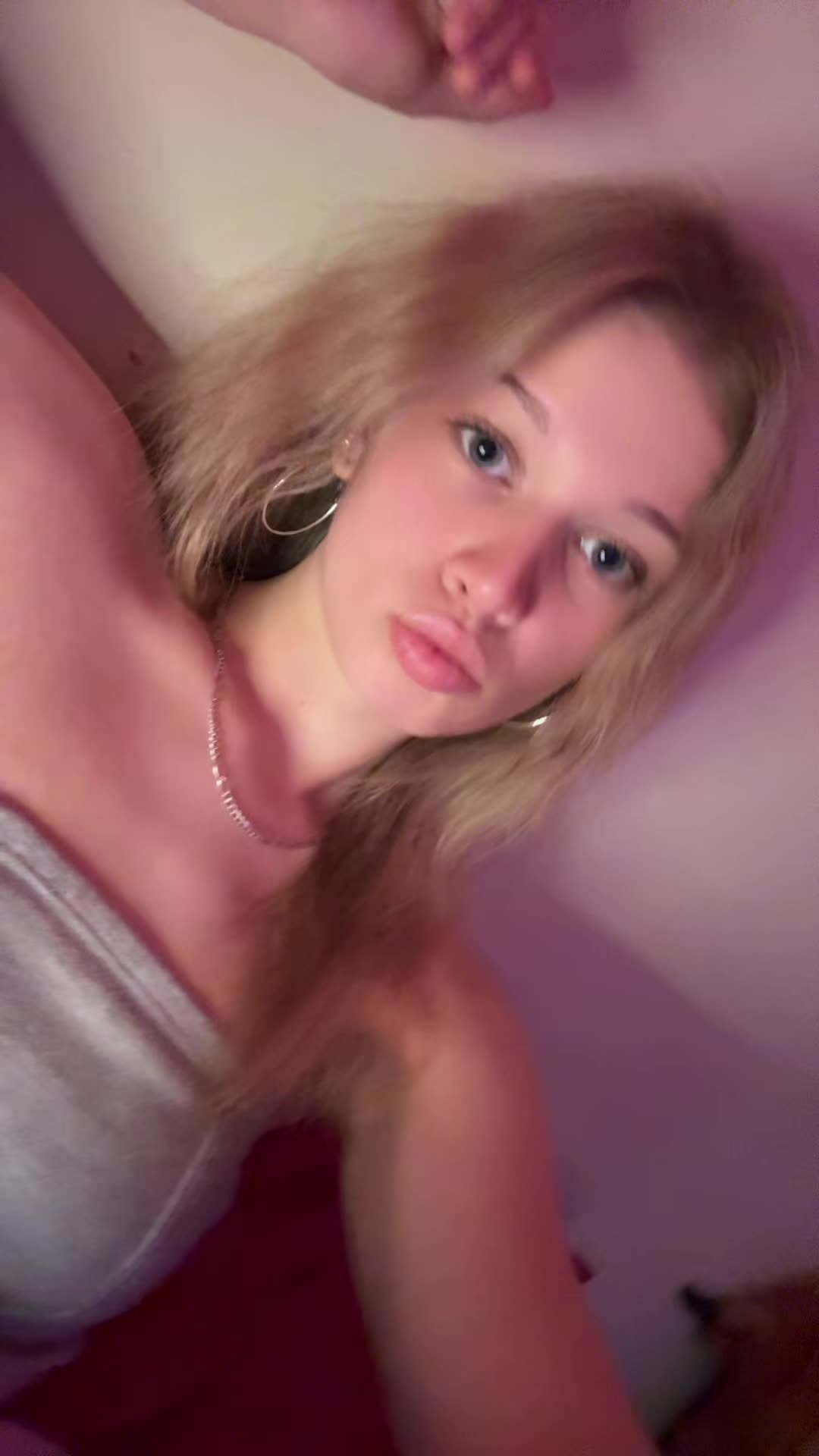 @Abby5709