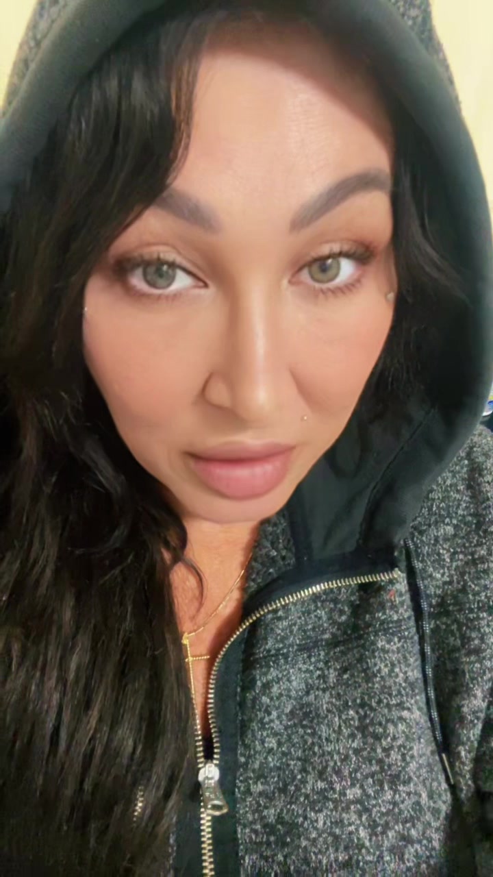 @Italiangirl🇮🇹native🇨🇦🇨🇦