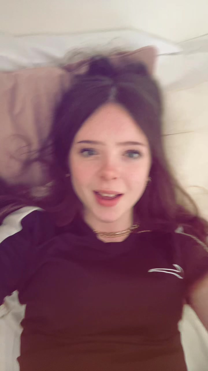 @Emily 🪽
