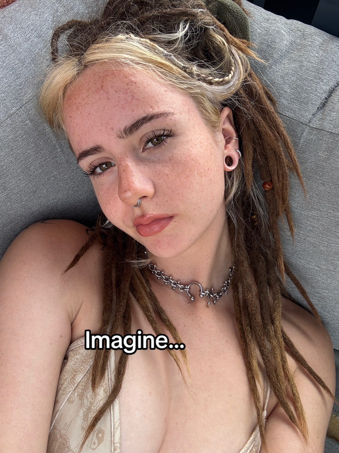 @𝓶𝓪𝔁𝓮𝓼🧸