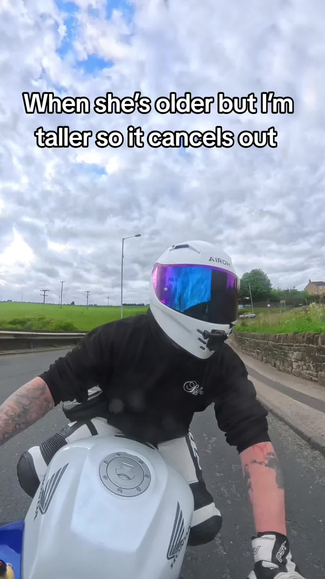 @ThatLittleCBR🇬🇧 🏍