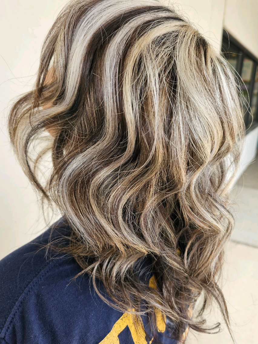 @Tab Tobias &bull; MI Stylist &bull;