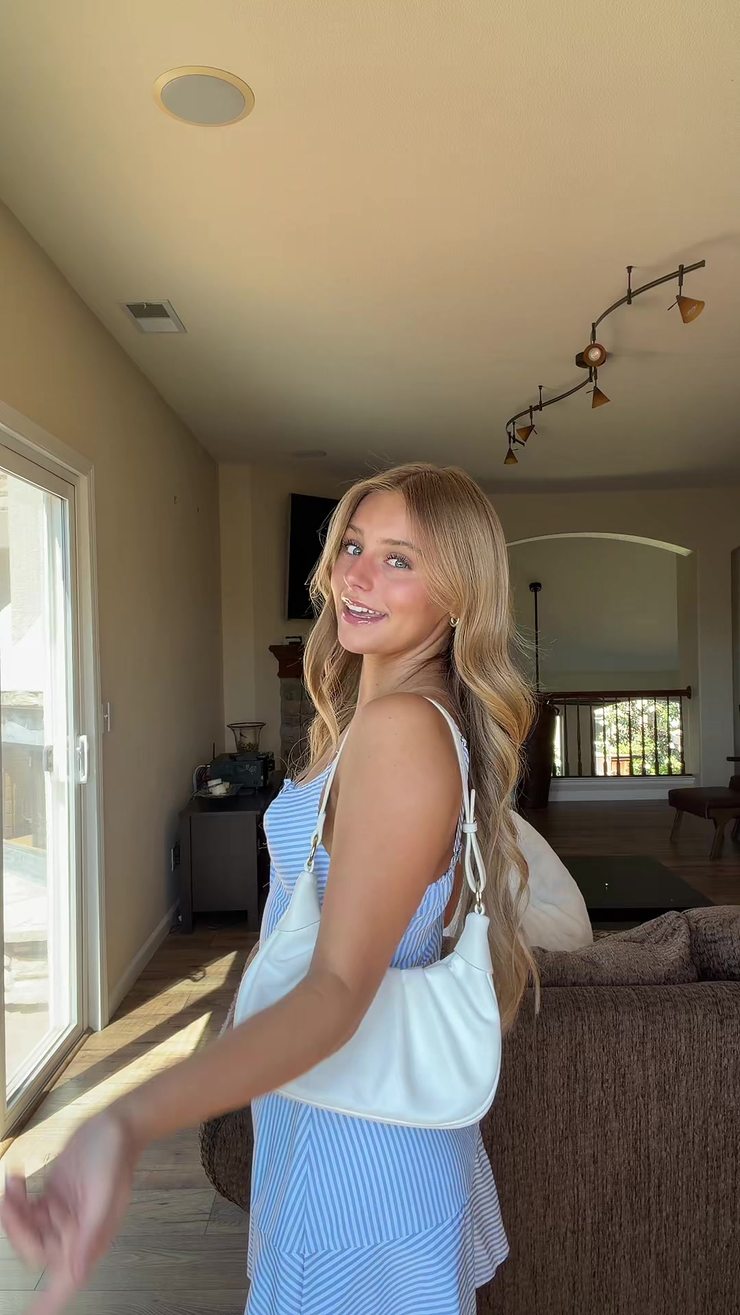 @TAYYY