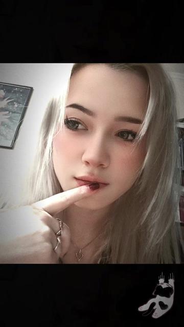 @♥️✨Nellie Myr✨♥️
