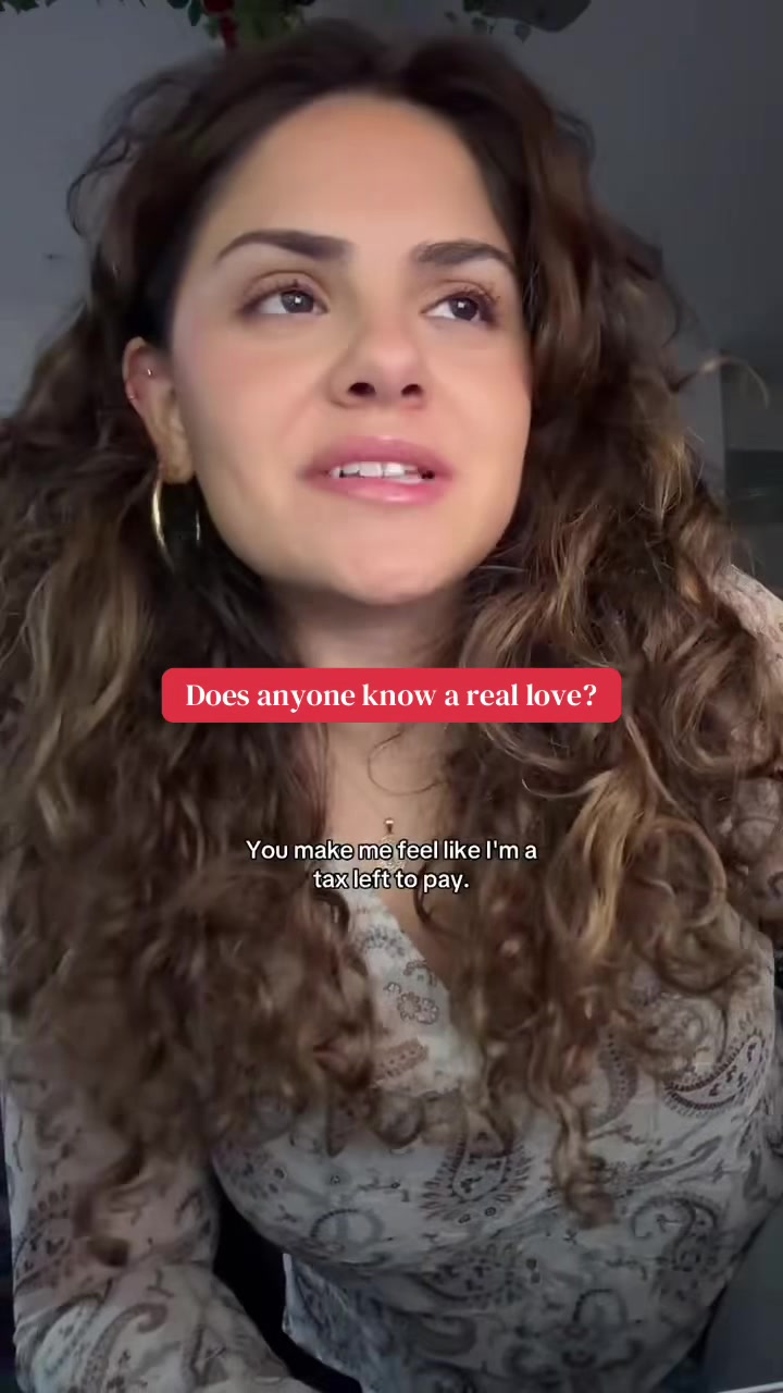 @MoltenGoldFey