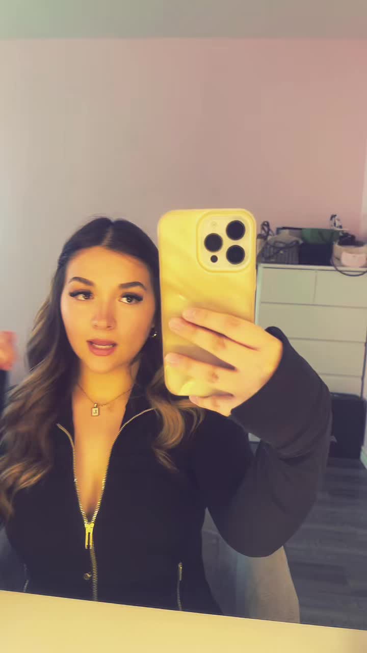 @daniaa