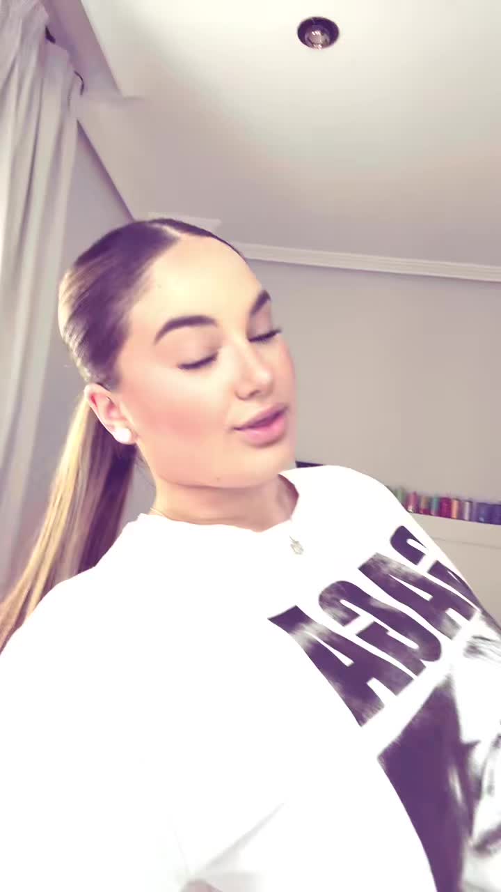 @mariiaaraiigon ᥫ᭡