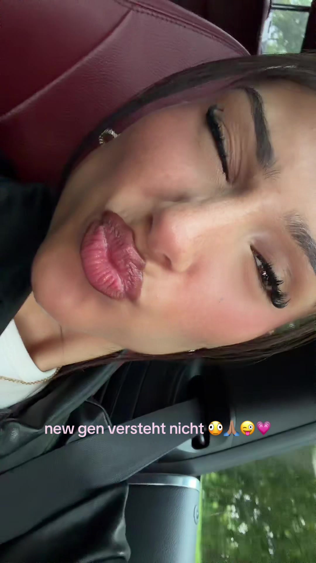 @nilotchii