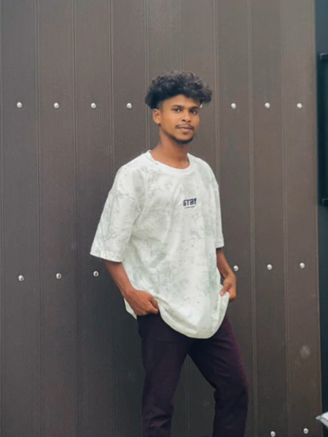@𝗥 𝗜 𝗗 𝗛 𝗛 𝗔  ❕💋
