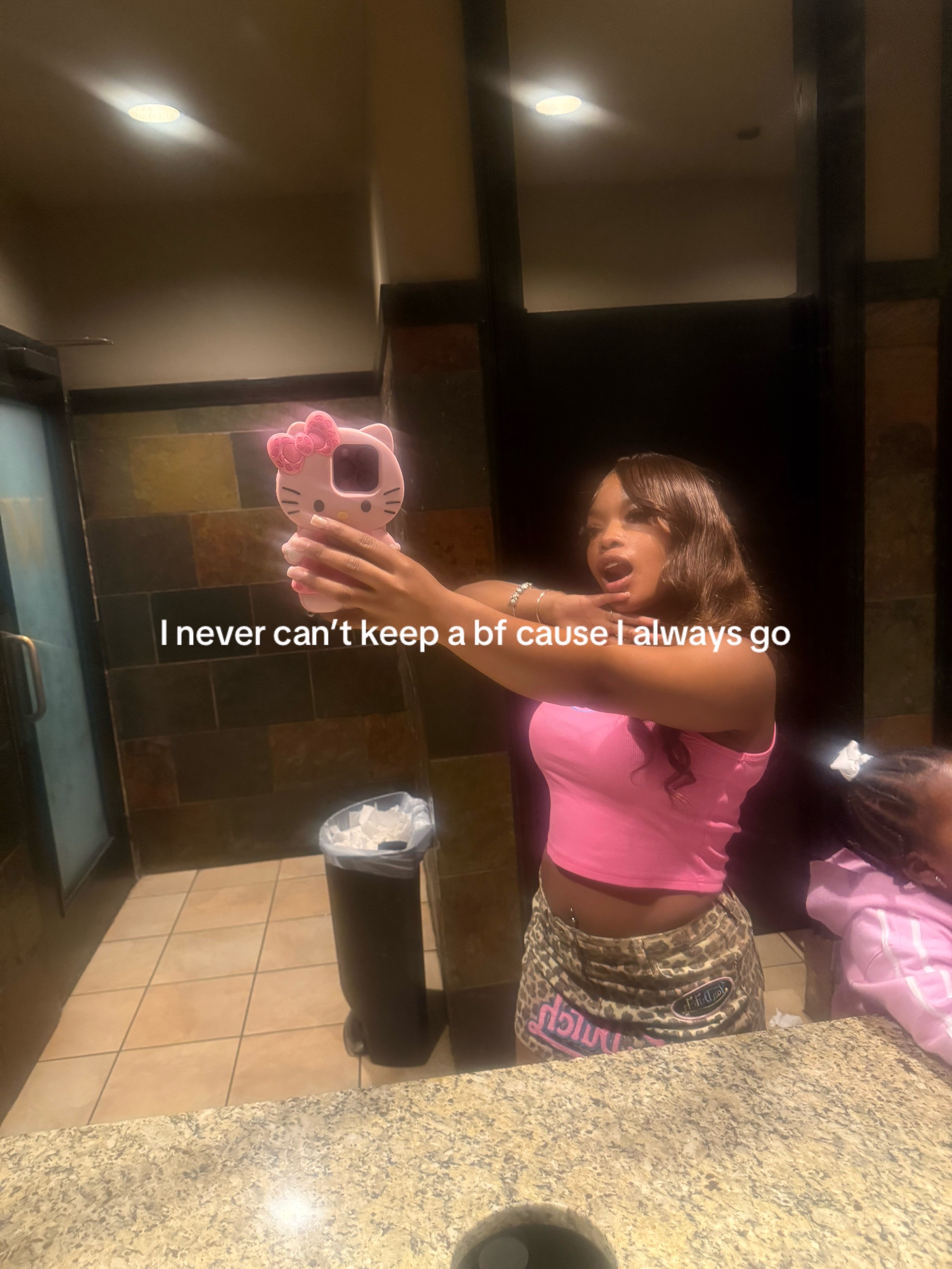 @knicolethed0ll