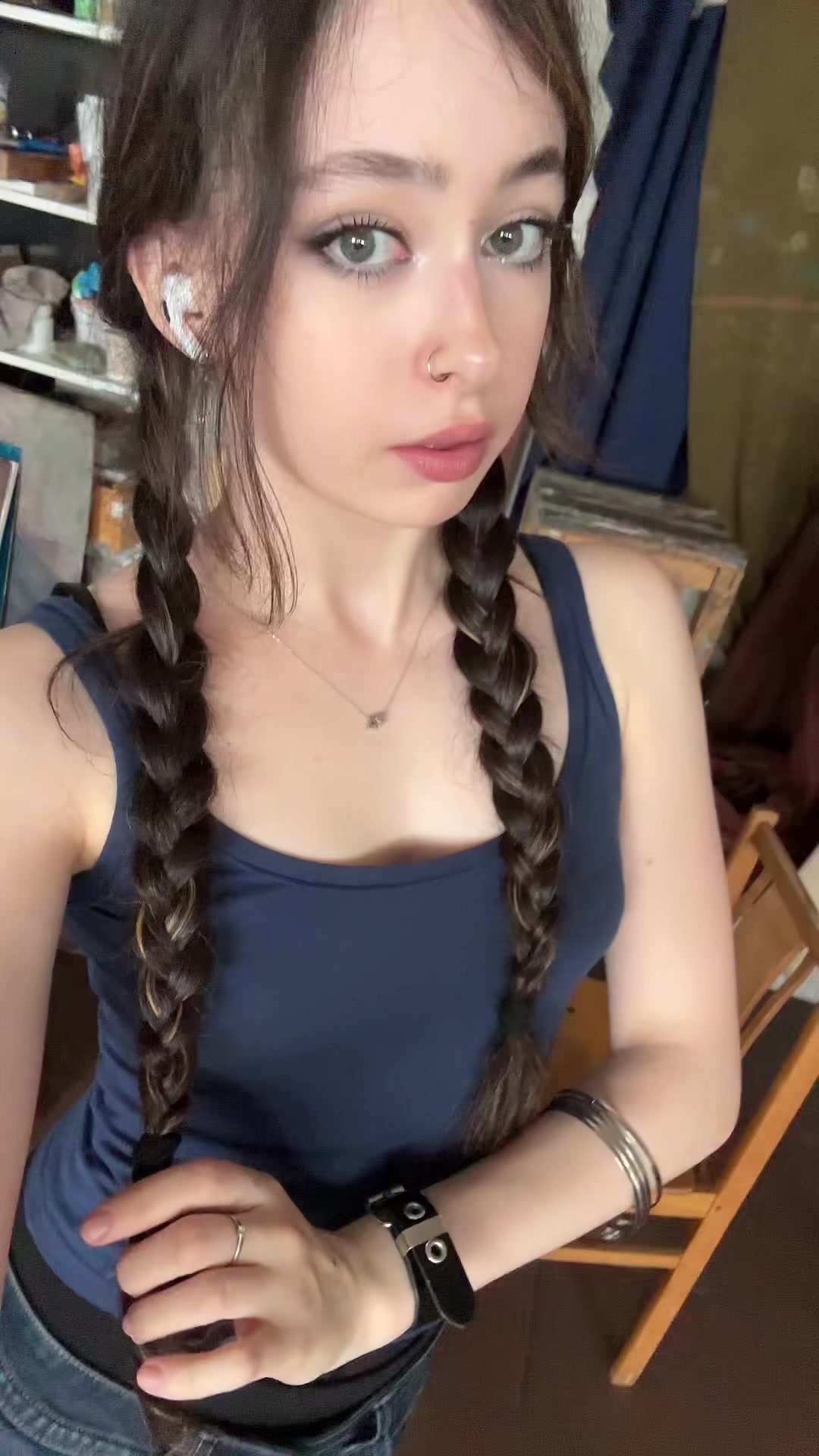 @алисвекс