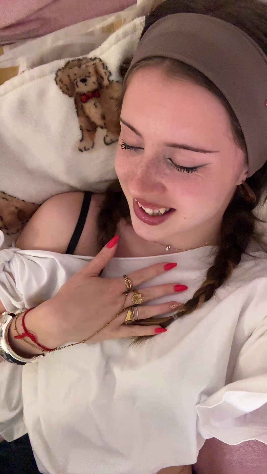 @R&eacute;ka Fl&oacute;ra 🌸