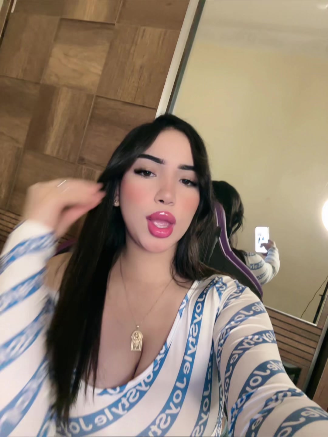@mounia🔥