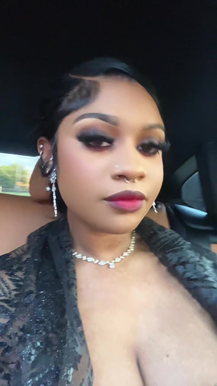 @destinesandraa