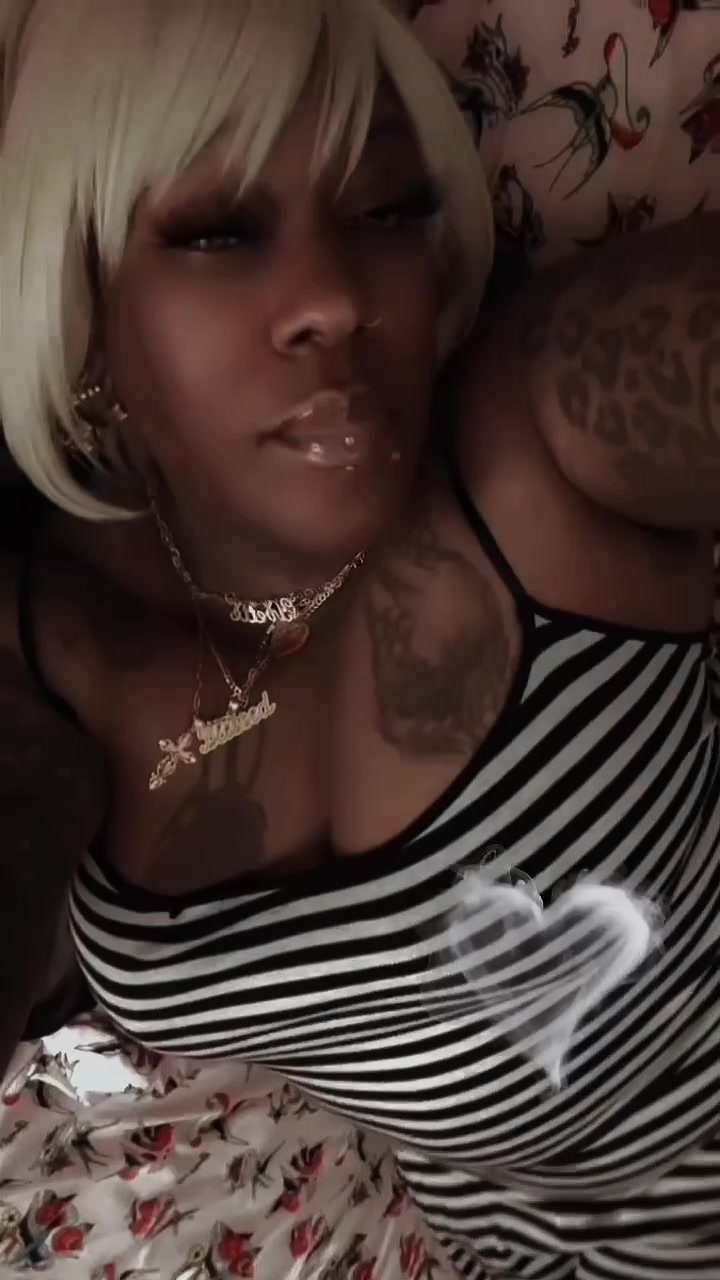 @BlondeBlessn
