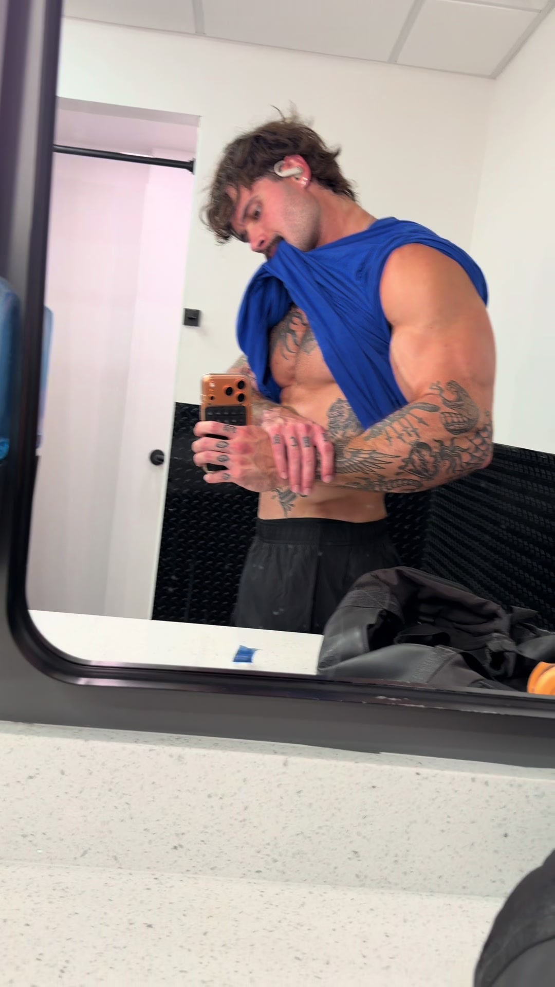 @connorblackism