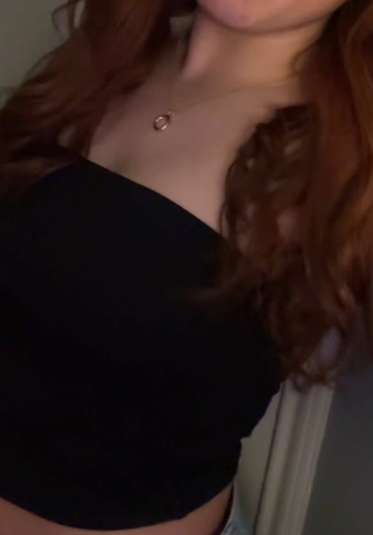 @⃟