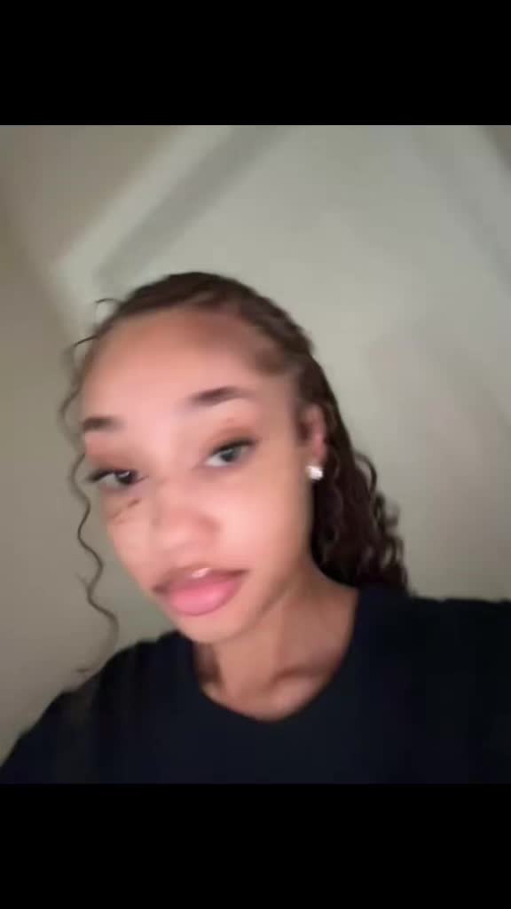 @🧟&zwj;♀️