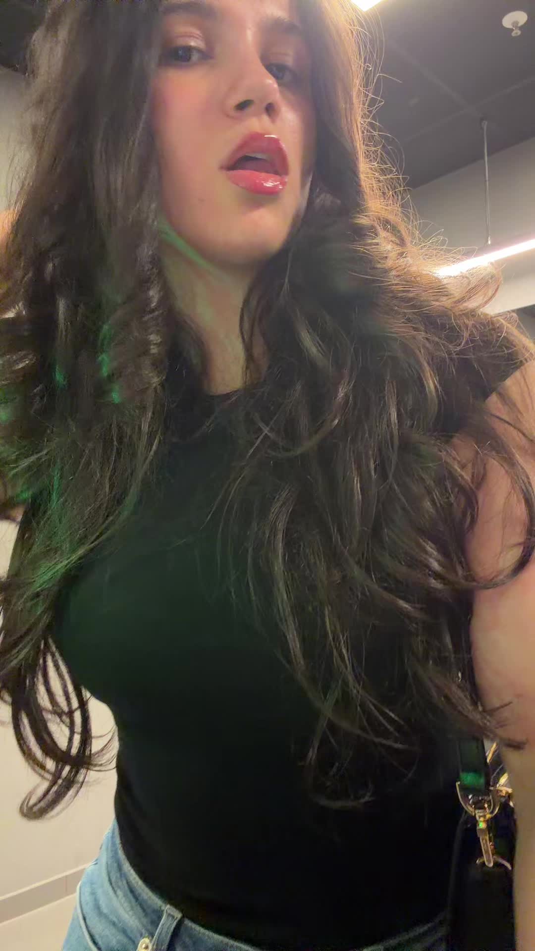 @𝙖𝙢𝙚𝙡𝙞
