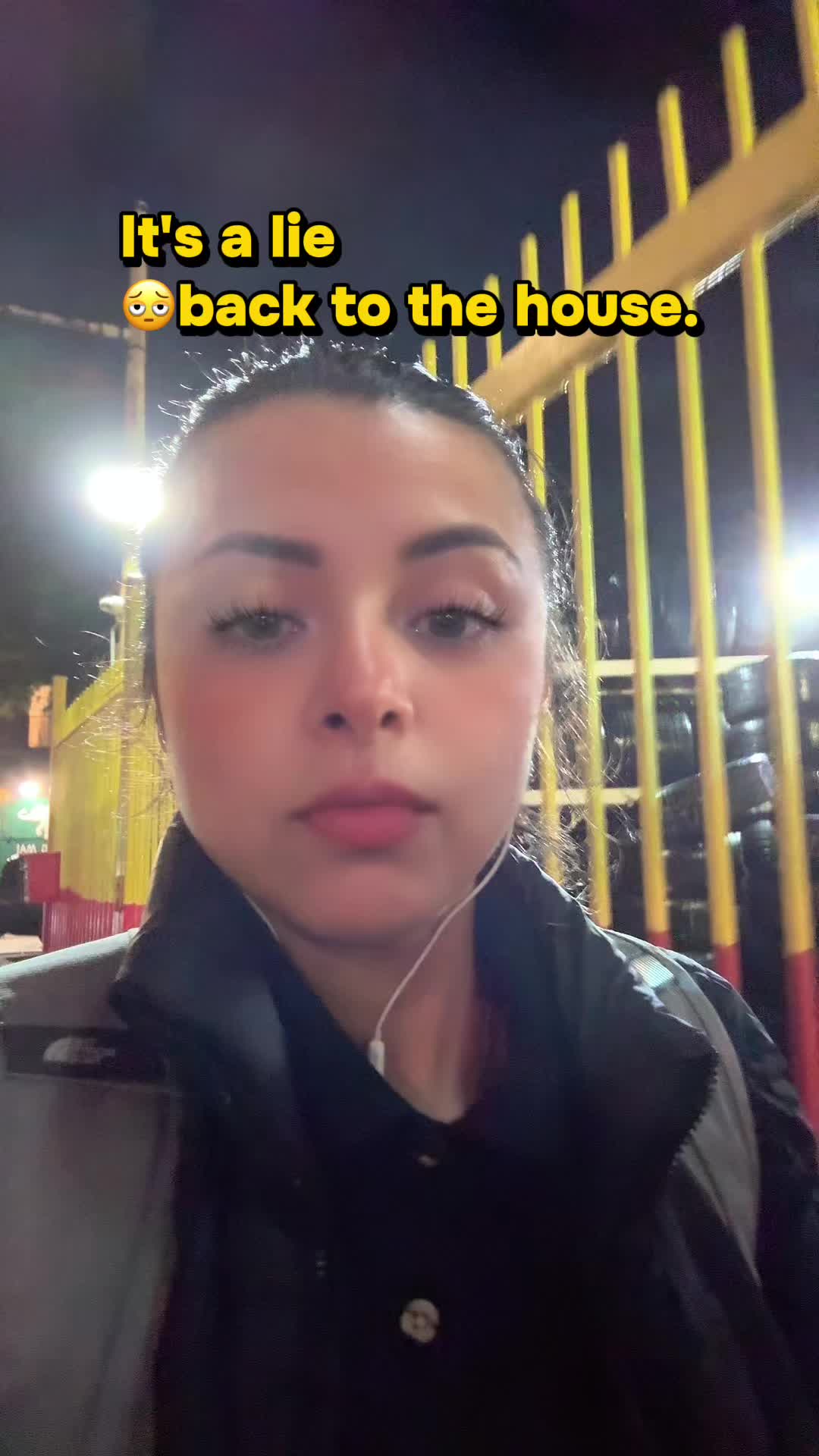 @LaColombiana.com