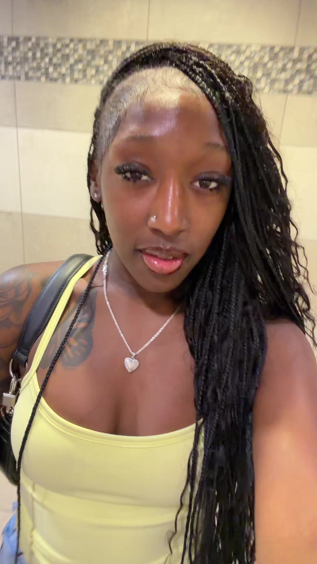 @Layybae🖤🎬